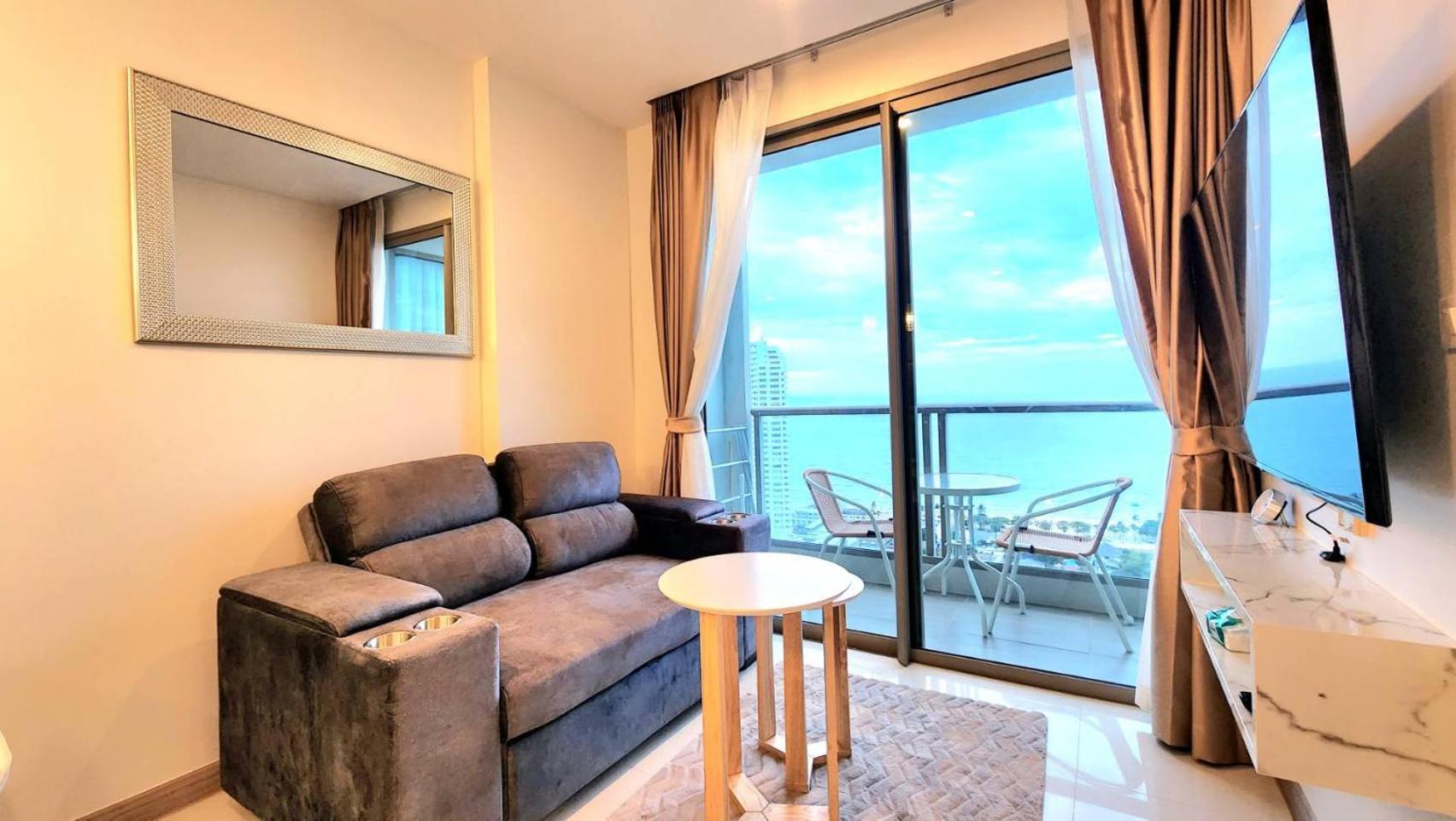 Riviera Jomtien Beach By Monthstayz ภายนอก รูปภาพ